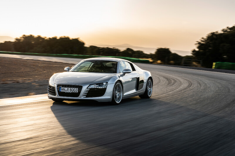 Najwyższe osiągi w swej najczystszej formie: Nowe Audi R8 Coupé V10 GT RWD