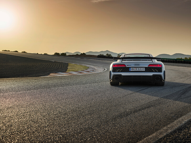 Najwyższe osiągi w swej najczystszej formie: Nowe Audi R8 Coupé V10 GT RWD