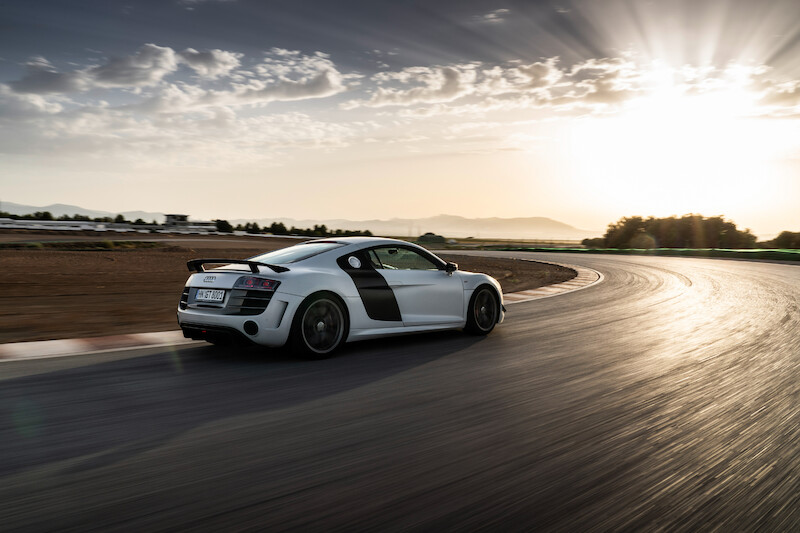 Najwyższe osiągi w swej najczystszej formie: Nowe Audi R8 Coupé V10 GT RWD