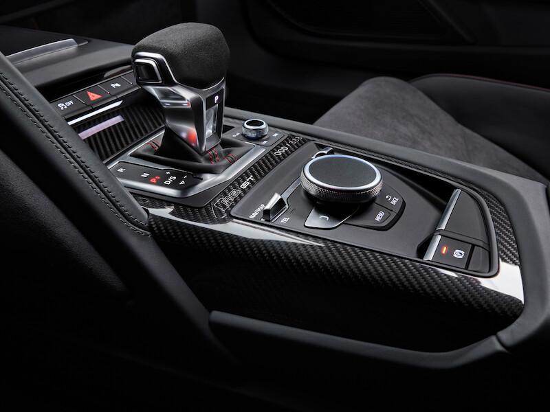 Najwyższe osiągi w swej najczystszej formie: Nowe Audi R8 Coupé V10 GT RWD