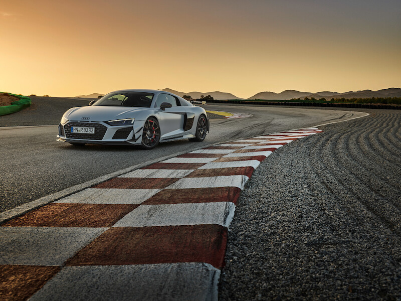Najwyższe osiągi w swej najczystszej formie: Nowe Audi R8 Coupé V10 GT RWD