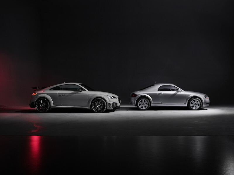 Ponadczasowa ikona: ekskluzywna limitowana edycja Audi TT RS Coupé iconic edition zachwyca innowacyjnym designem i dynamiką