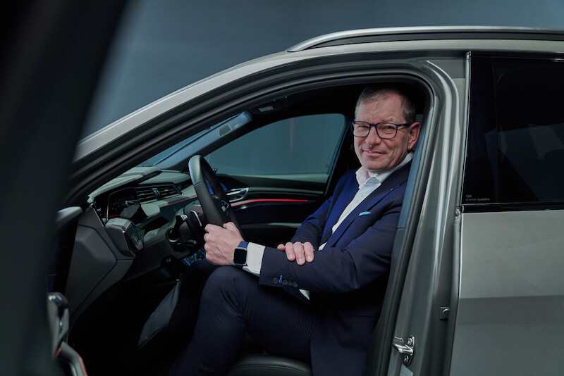Nowe Audi Q8 e-tron: udoskonalona wydajność i zasięg, wyrafinowany design