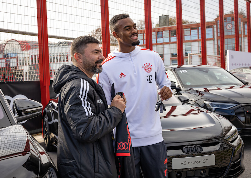 W pełni elektryczne modele Audi dla piłkarzy i działaczy FC Bayern Monachium