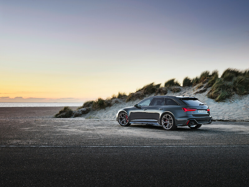 Dynamiczny napęd i ekspresyjny design: Audi RS 6 Avant performance i RS 7 Sportback performance