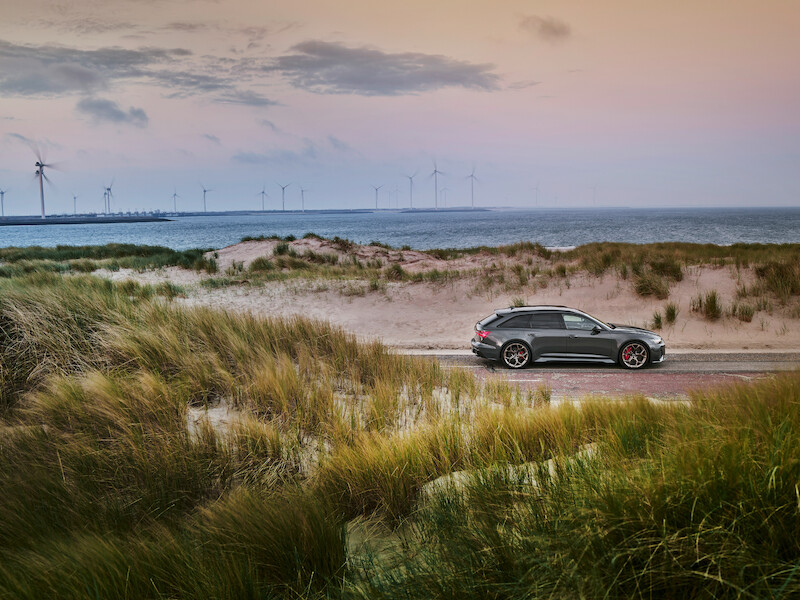 Dynamiczny napęd i ekspresyjny design: Audi RS 6 Avant performance i RS 7 Sportback performance