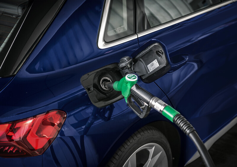 Fabryki neutralne pod względem emisji dwutlenku węgla: samochody marki Audi zjeżdżające z taśmy produkcyjnej tankowane zrównoważonymi środowiskowo paliwami
