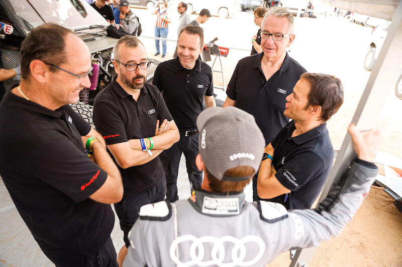 Wysoka motywacja: Team Audi Sport wkracza w drugą połowę Rajdu Dakar 2023