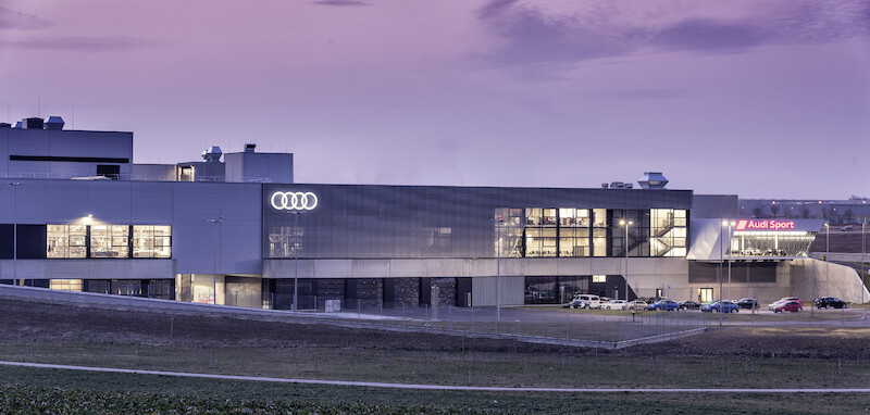 &#8220;Czerwony Romb&#8221; w &#8220;Zielonym Piekle&#8221;: 40 lat Audi Sport GmbH i specjalny występ na Nürburgring