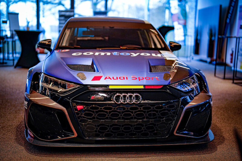 &#8220;Czerwony Romb&#8221; w &#8220;Zielonym Piekle&#8221;: 40 lat Audi Sport GmbH i specjalny występ na Nürburgring