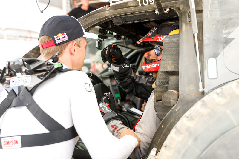 Spójna analiza przyczyn źródłowych podczas testów dakarowego samochodu Audi Sport