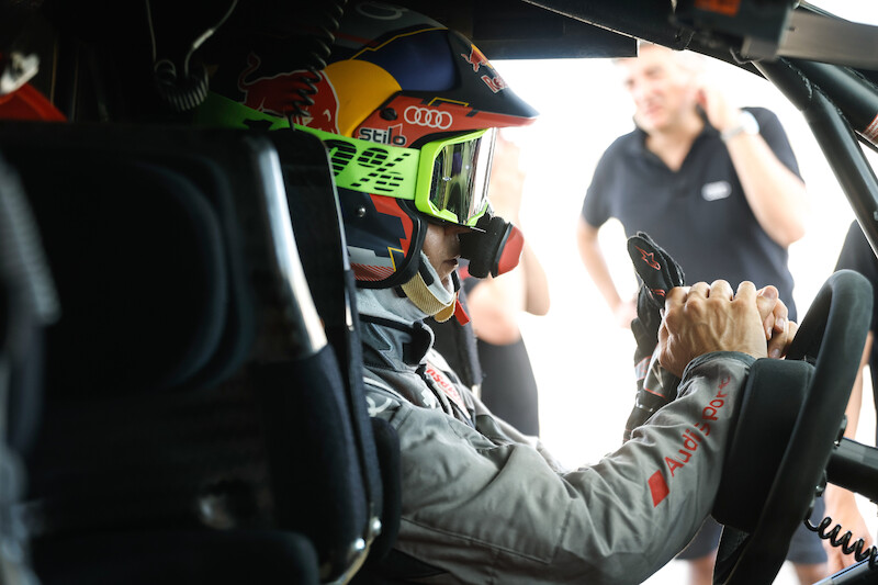 Spójna analiza przyczyn źródłowych podczas testów dakarowego samochodu Audi Sport