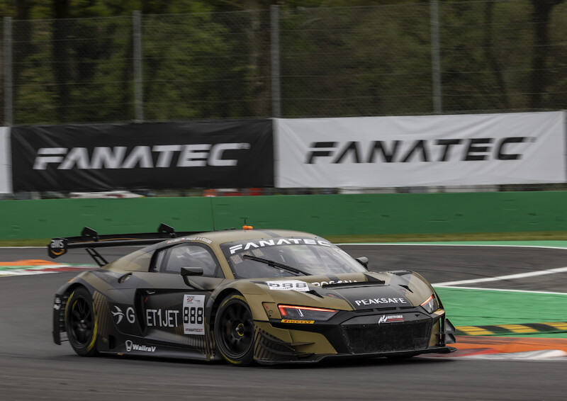 Audi gotowe na największy w roku wyścig klasy GT3: trzynaście Audi R8 LMS wystawionych w stawce 24-godzinnego wyścigu w Spa