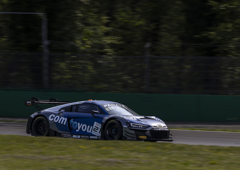 Audi gotowe na największy w roku wyścig klasy GT3: trzynaście Audi R8 LMS wystawionych w stawce 24-godzinnego wyścigu w Spa