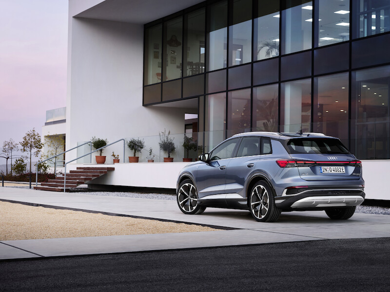 Elektryczne, wydajne i naładowane emocjami: Najważniejsze fakty o Audi Q4 e-tron i Q4 Sportback e-tron