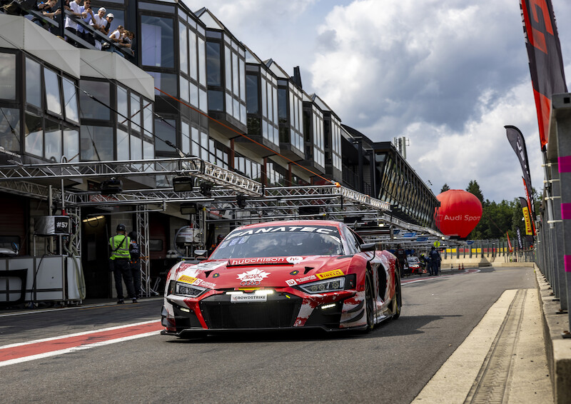 Audi z pucharem dla najlepszego producenta w największym na świecie wyścigu GT3 w Spa