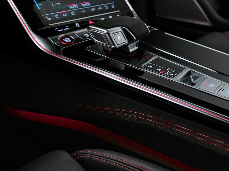 Pełna dynamiki moc i ekspresyjny design: Audi RS 6 Avant performance