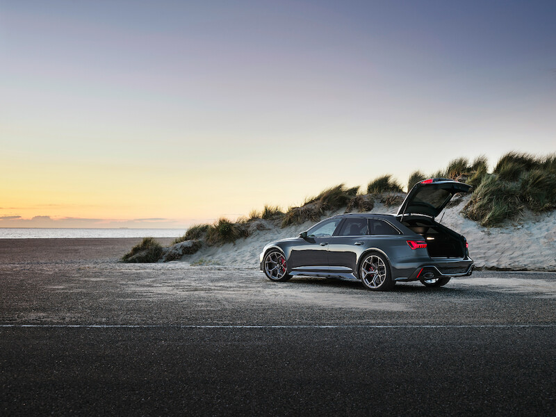 Pełna dynamiki moc i ekspresyjny design: Audi RS 6 Avant performance