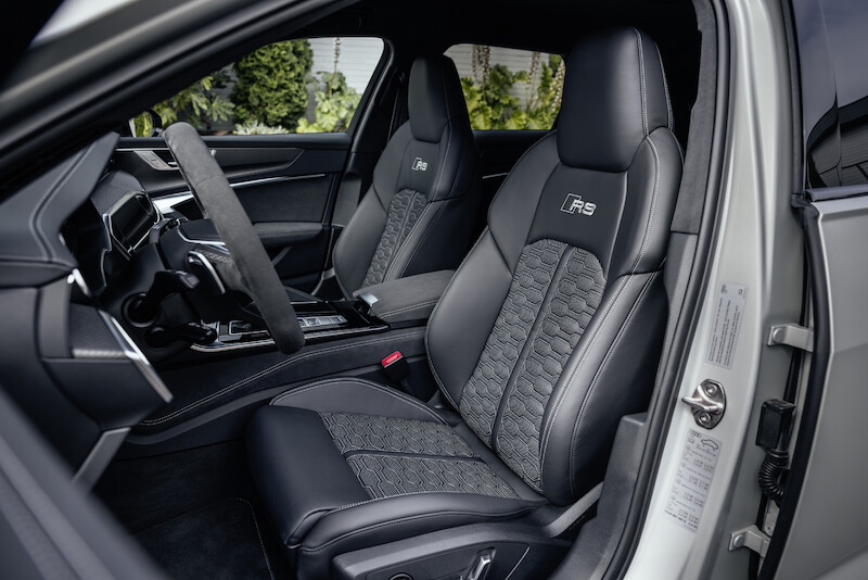 Pełna dynamiki moc i ekspresyjny design: Audi RS 6 Avant performance