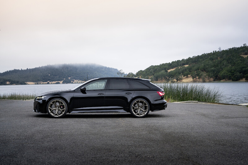 Pełna dynamiki moc i ekspresyjny design: Audi RS 6 Avant performance
