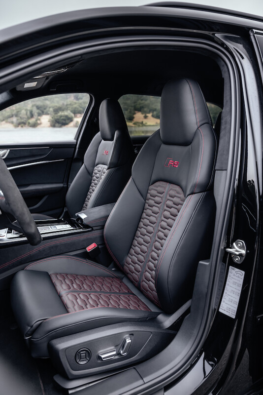 Pełna dynamiki moc i ekspresyjny design: Audi RS 6 Avant performance