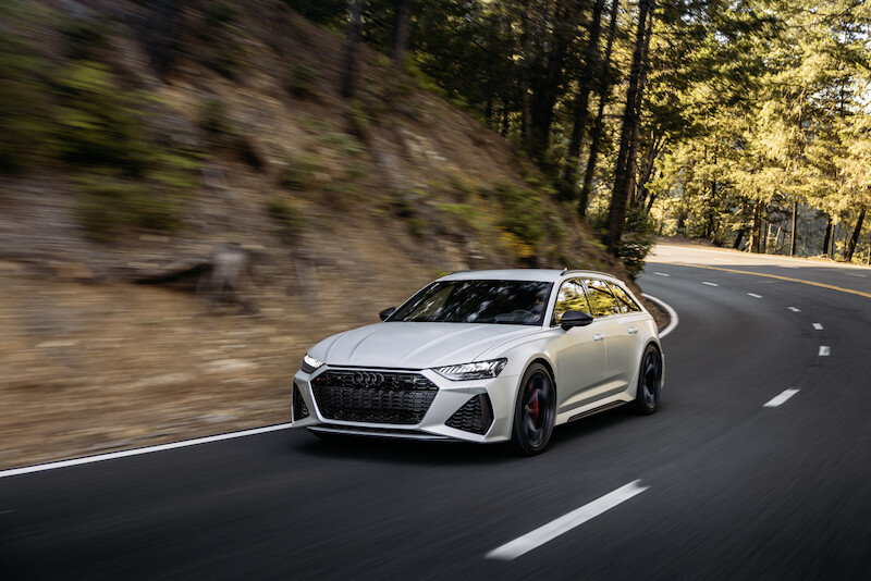Pełna dynamiki moc i ekspresyjny design: Audi RS 6 Avant performance