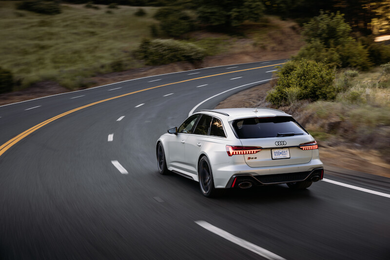 Pełna dynamiki moc i ekspresyjny design: Audi RS 6 Avant performance
