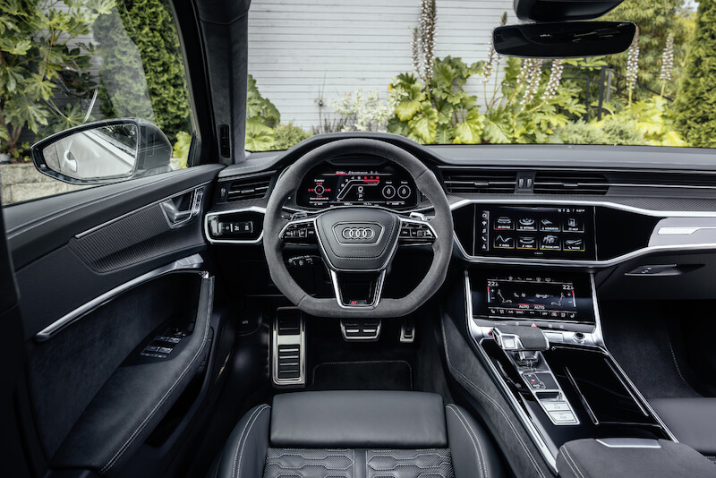 Pełna dynamiki moc i ekspresyjny design: Audi RS 6 Avant performance