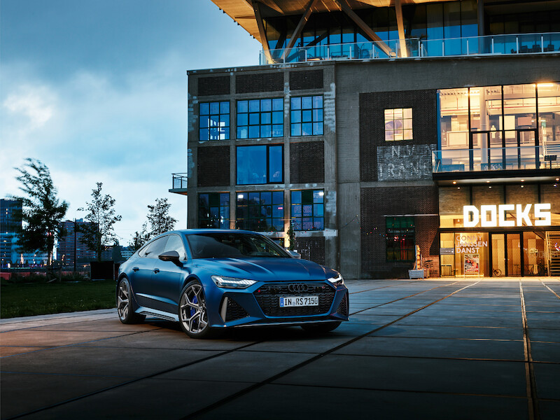Pełna dynamiki moc i ekspresyjny design: Audi RS 7 Sportback performance