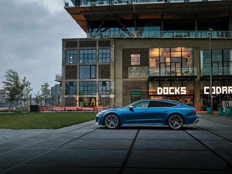 Pełna dynamiki moc i ekspresyjny design: Audi RS 7 Sportback performance