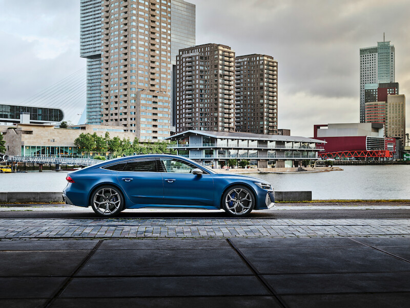 Pełna dynamiki moc i ekspresyjny design: Audi RS 7 Sportback performance