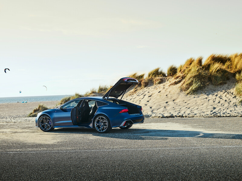 Pełna dynamiki moc i ekspresyjny design: Audi RS 7 Sportback performance