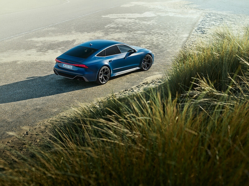 Pełna dynamiki moc i ekspresyjny design: Audi RS 7 Sportback performance