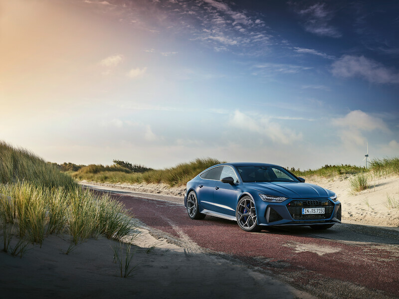 Pełna dynamiki moc i ekspresyjny design: Audi RS 7 Sportback performance