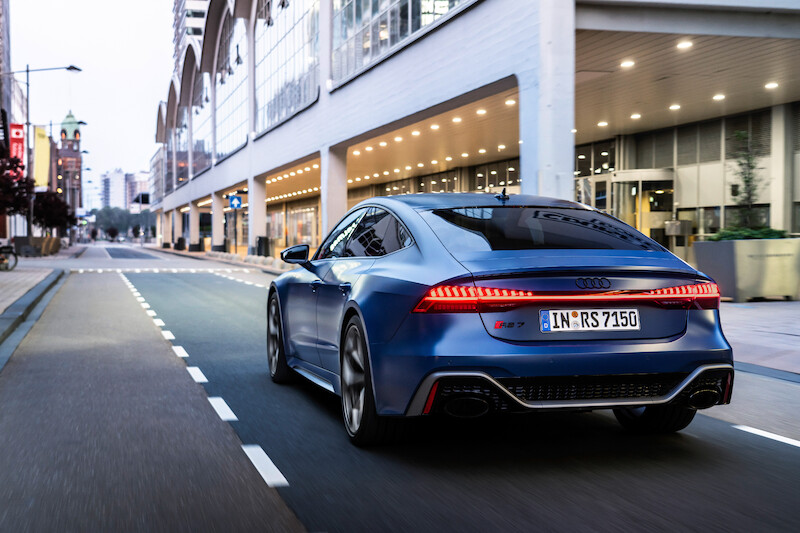 Pełna dynamiki moc i ekspresyjny design: Audi RS 7 Sportback performance