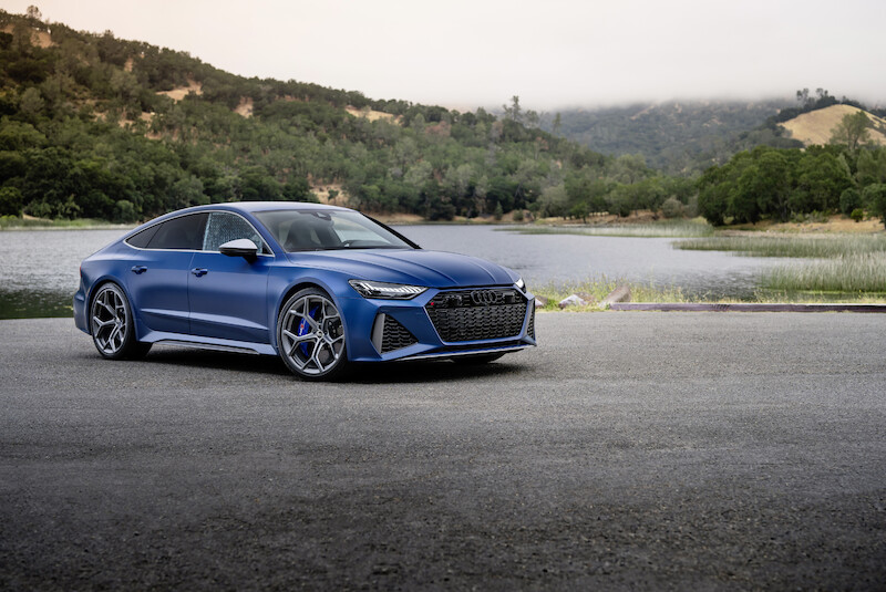 Pełna dynamiki moc i ekspresyjny design: Audi RS 7 Sportback performance