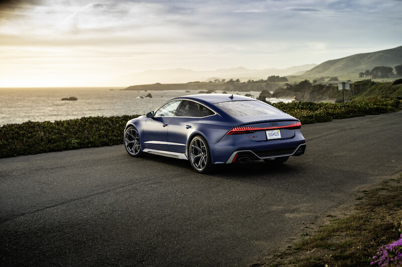 Pełna dynamiki moc i ekspresyjny design: Audi RS 7 Sportback performance
