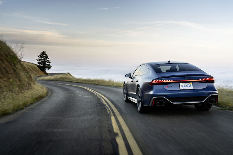 Pełna dynamiki moc i ekspresyjny design: Audi RS 7 Sportback performance