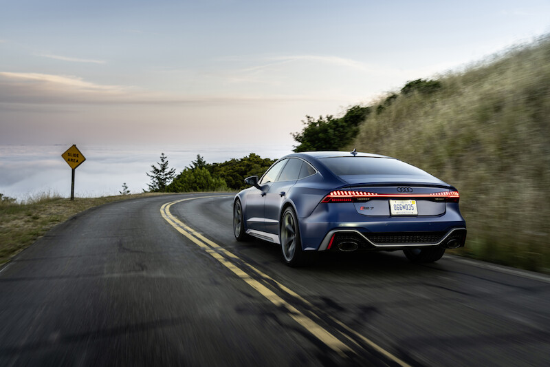 Pełna dynamiki moc i ekspresyjny design: Audi RS 7 Sportback performance
