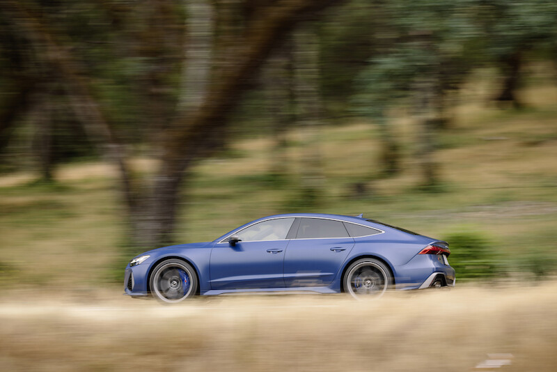 Pełna dynamiki moc i ekspresyjny design: Audi RS 7 Sportback performance