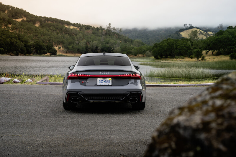 Pełna dynamiki moc i ekspresyjny design: Audi RS 7 Sportback performance