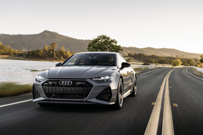 Pełna dynamiki moc i ekspresyjny design: Audi RS 7 Sportback performance