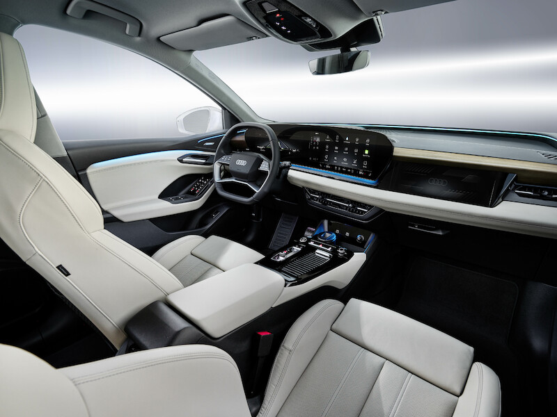 W jaki sposób wnętrze produkowanego seryjnie Audi Q6 e-tron wykorzystuje nową filozofię stylistyczną marki?