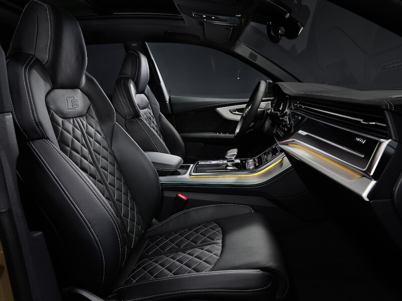 Ekspresyjny design i nowa technika świateł - udoskonalone Audi Q8