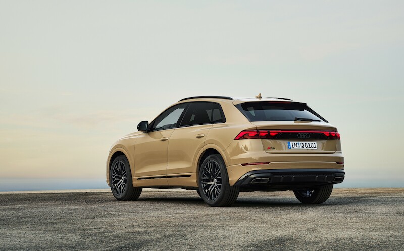 Ekspresyjny design i nowa technika świateł - udoskonalone Audi Q8