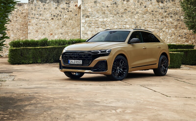 Ekspresyjny design i nowa technika świateł - udoskonalone Audi Q8