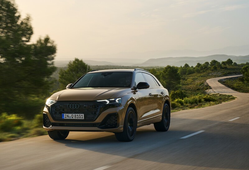 Ekspresyjny design i nowa technika świateł - udoskonalone Audi Q8