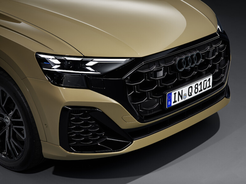 Ekspresyjny design i nowa technika świateł - udoskonalone Audi Q8