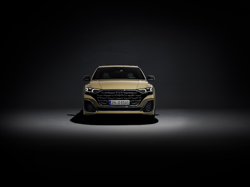 Ekspresyjny design i nowa technika świateł - udoskonalone Audi Q8