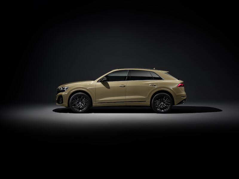 Ekspresyjny design i nowa technika świateł - udoskonalone Audi Q8